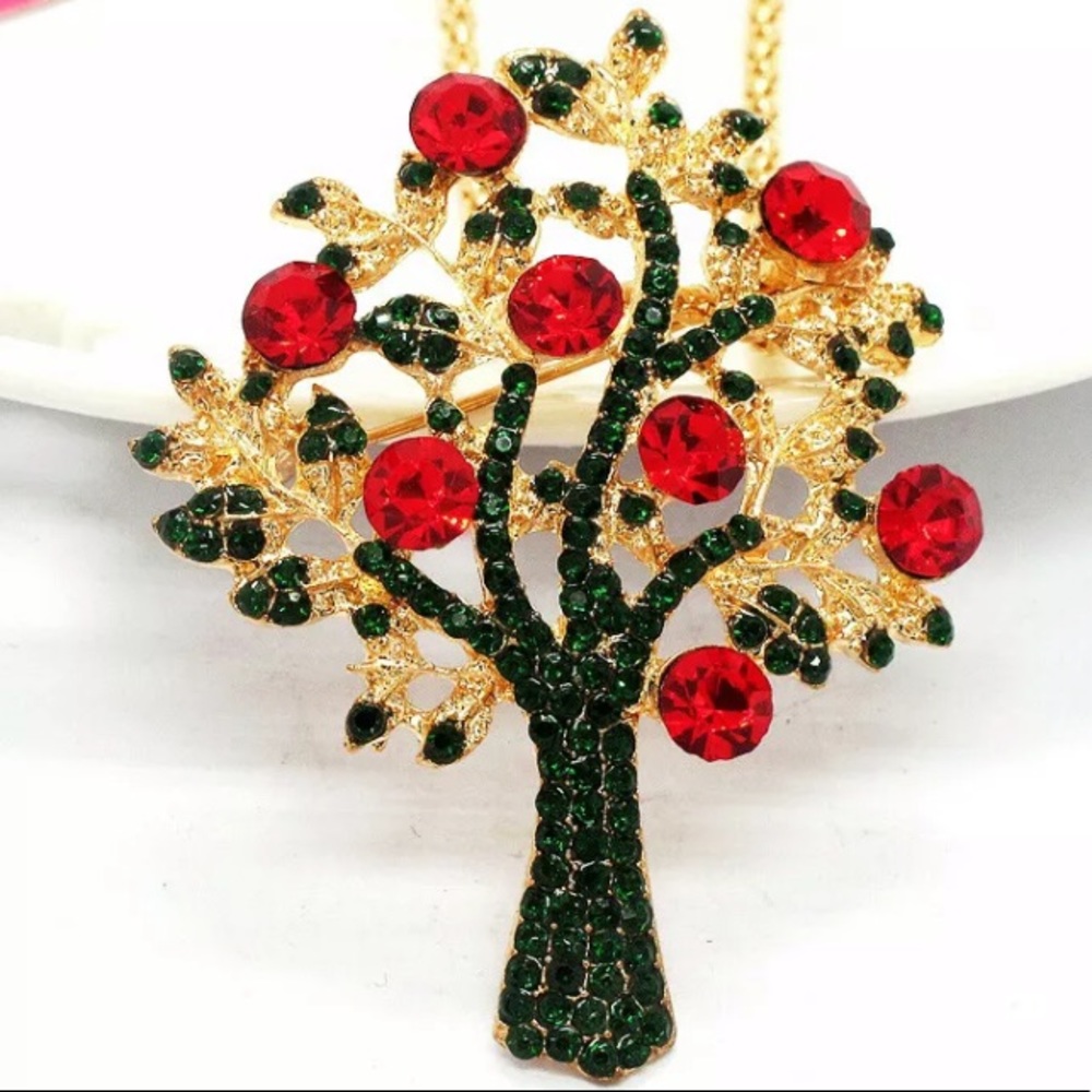 NWT TREE OF KNOWLEDGE NECKLACE